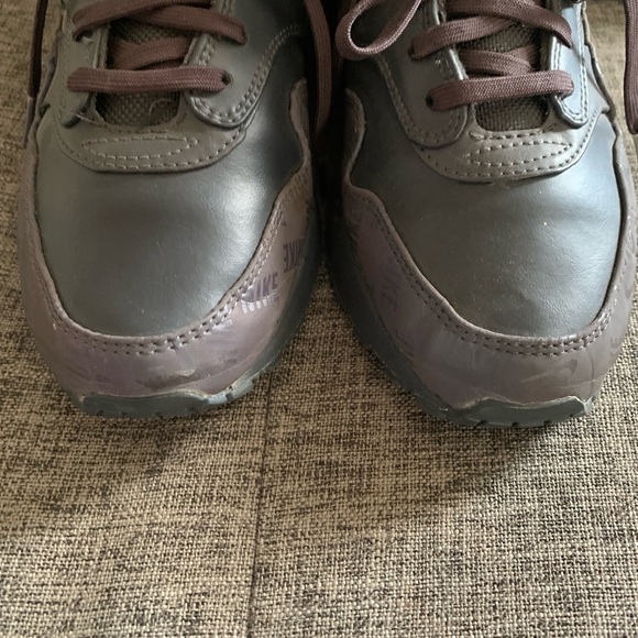 Nike Air Max 1 LX LUX Logo Print Women's Shoes Oil Grey 917691-001 size 9.5 - panoramagroup.in